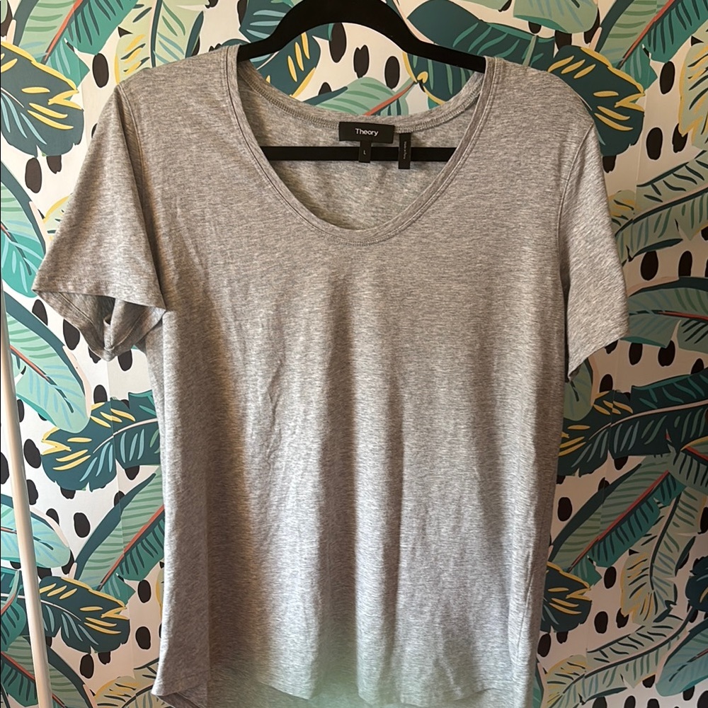 Theory Grey T-Shirt - Size L